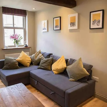1700 Period Cottage George Street Addingham Extérieur photo
